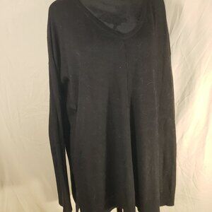 Lane Bryant Black Long Sleeve V Neck Sweater - 14/16